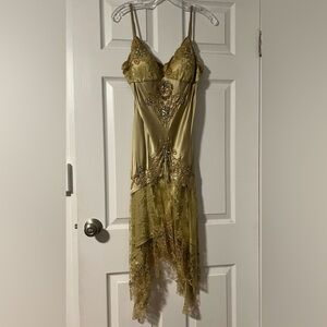 SUE WONG: Green Silk Beaded Sequin Evening Dress